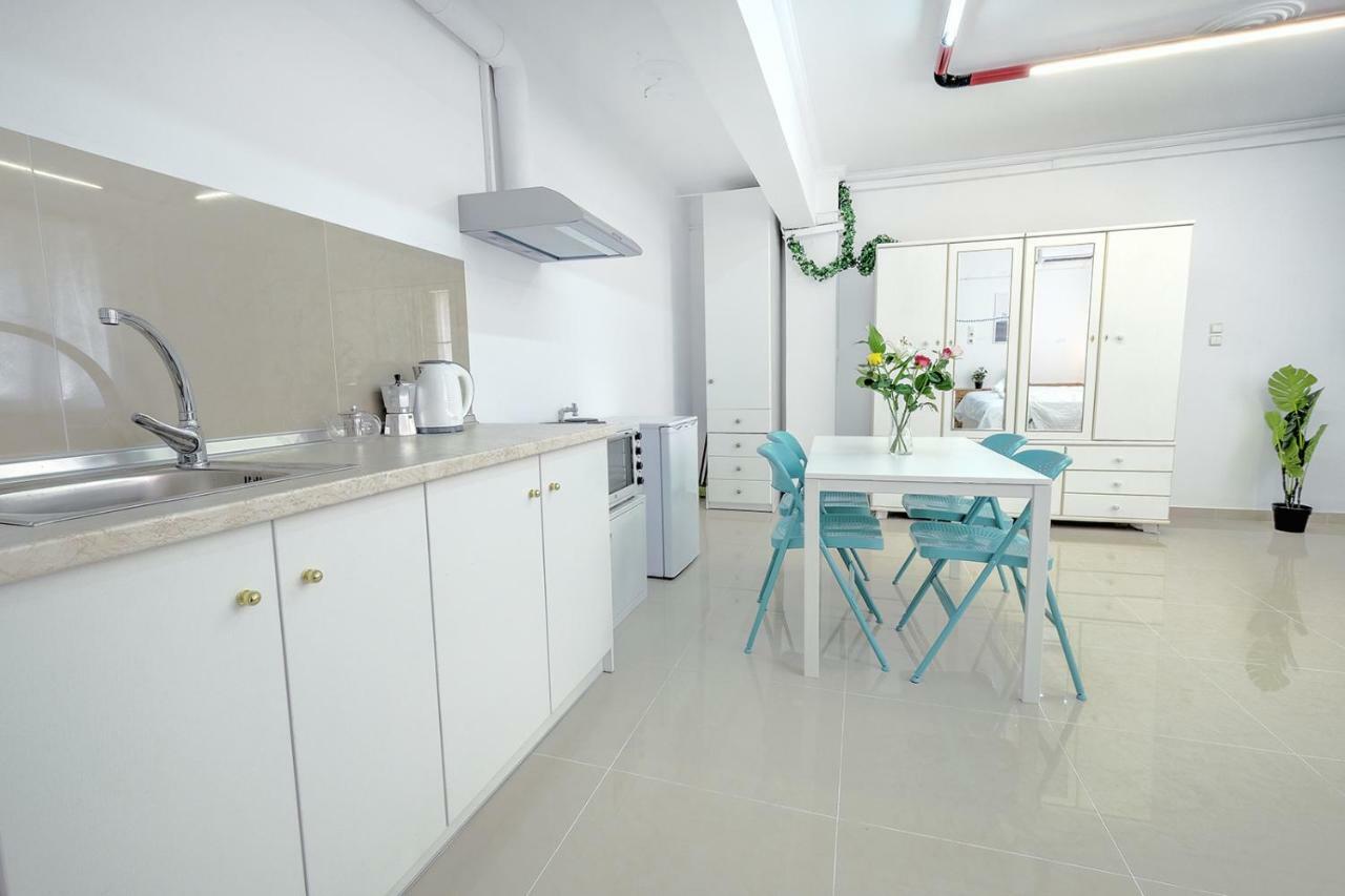Апартаменти Studio Under Acropolis Афіни Екстер'єр фото
