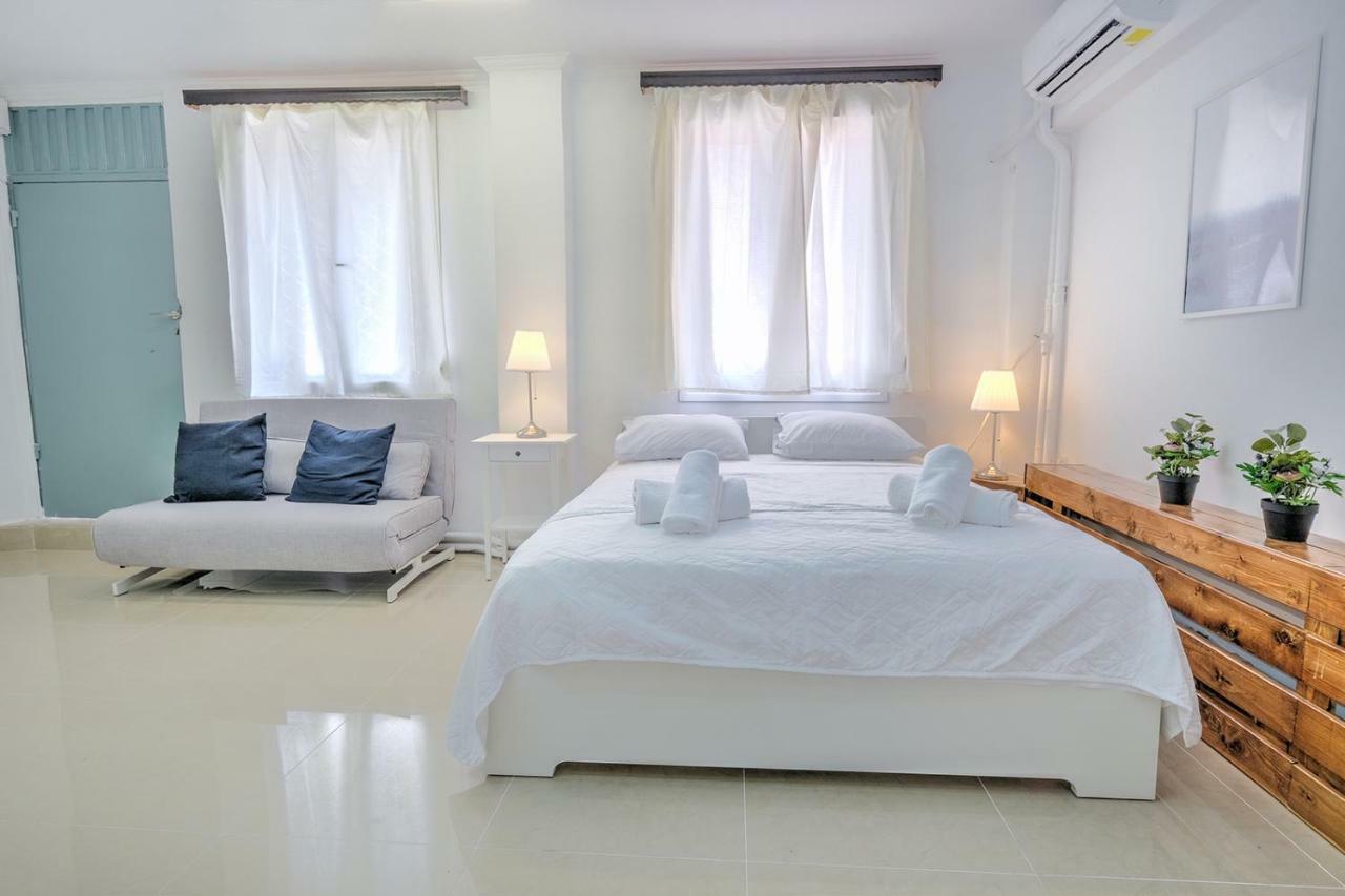 Апартаменти Studio Under Acropolis Афіни Екстер'єр фото